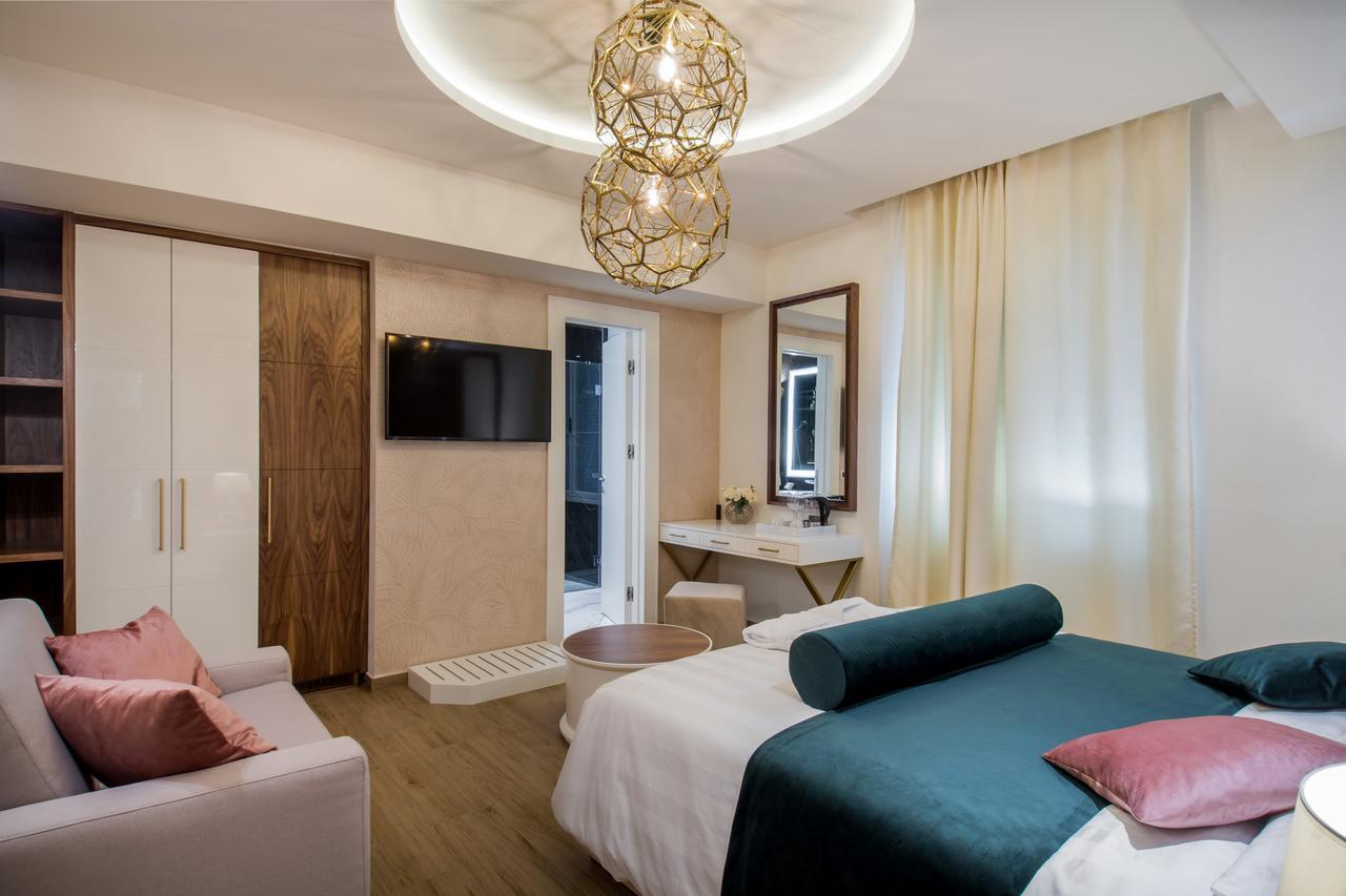 Miraval Luxury Bed & Breakfast 4*