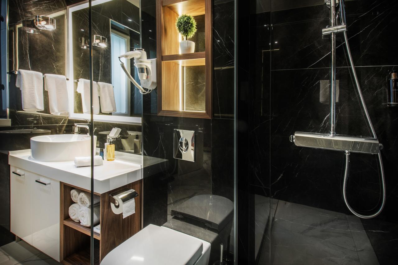 Miraval Luxury Bed & Breakfast 4*