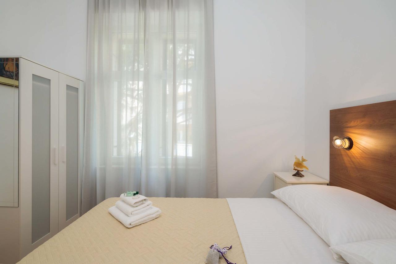 Plr-royal Luxury Apartamento