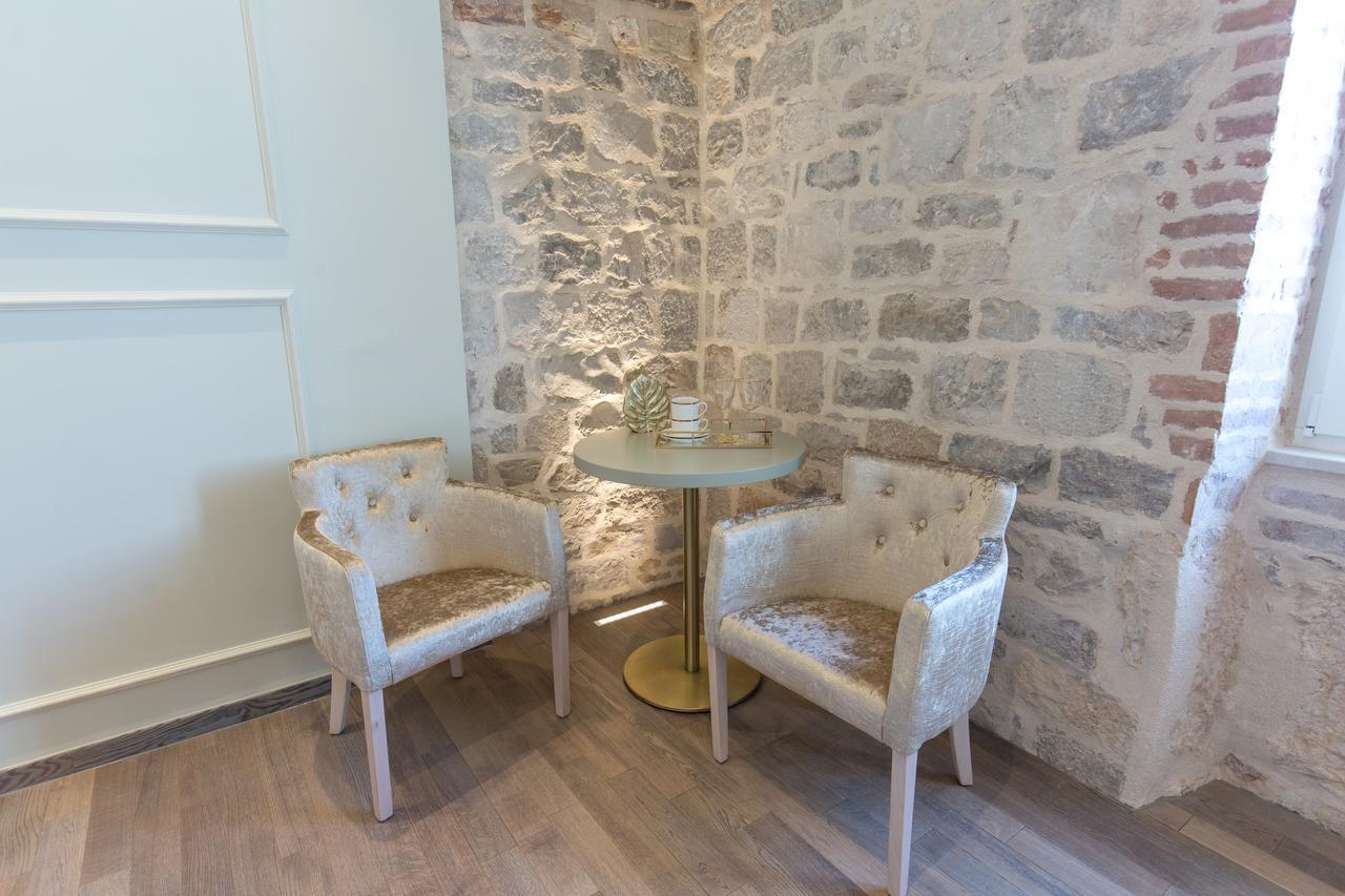 Gostinjska kuća Riva Palace 4*