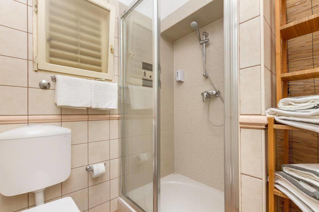 Bed & Breakfast Aspalathos 3*