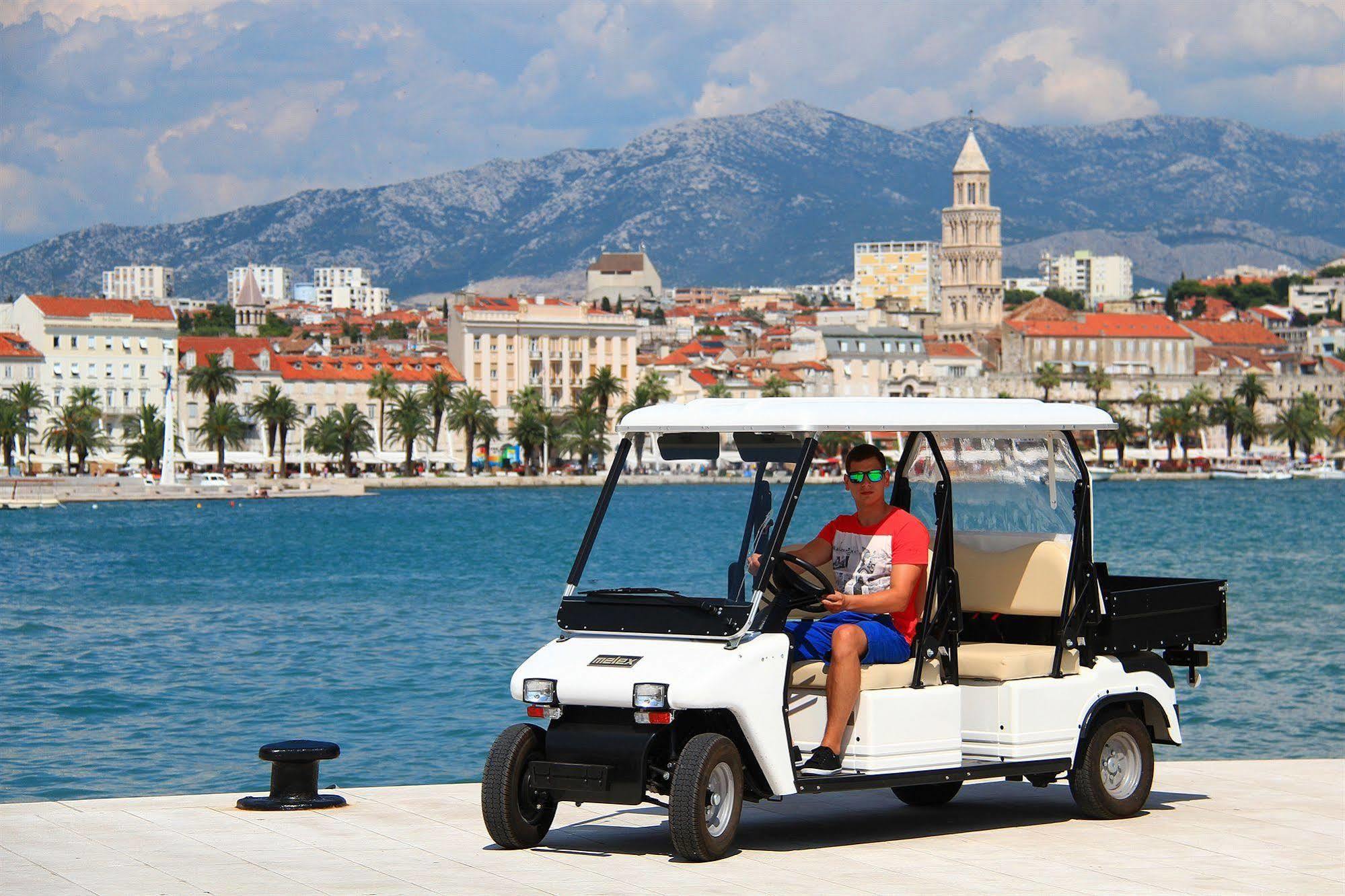 krevet i doručak The View Luxury 4*