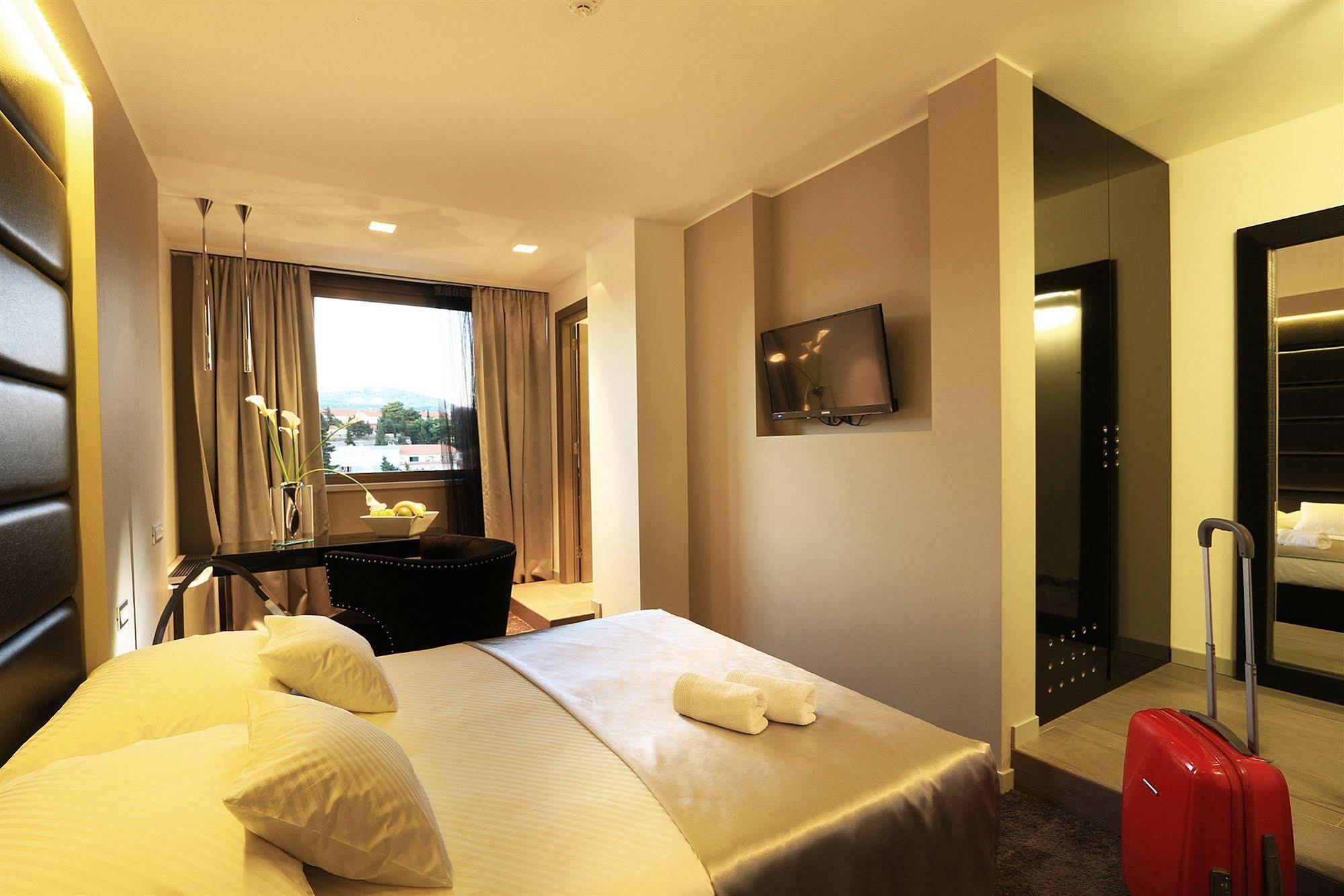 The View Luxury krevet i doručak Split