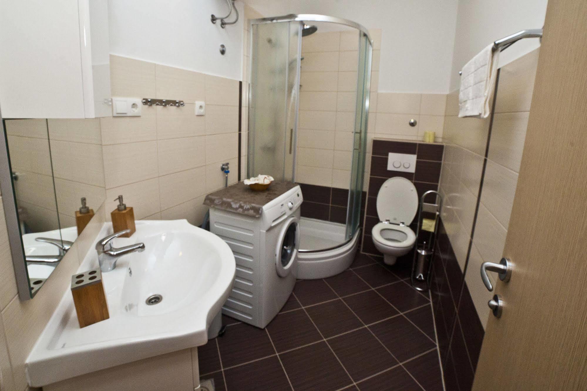 Apartment Peric *