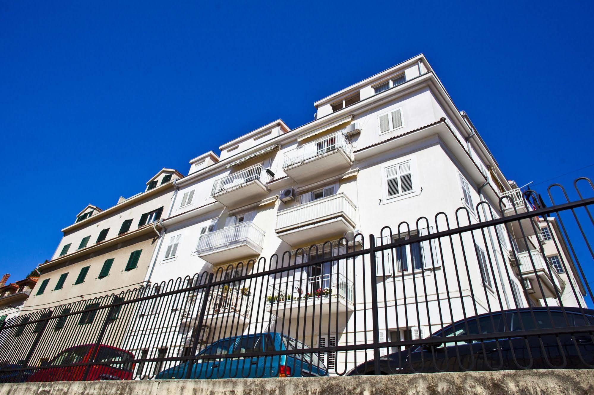 Peric Apartment Split
