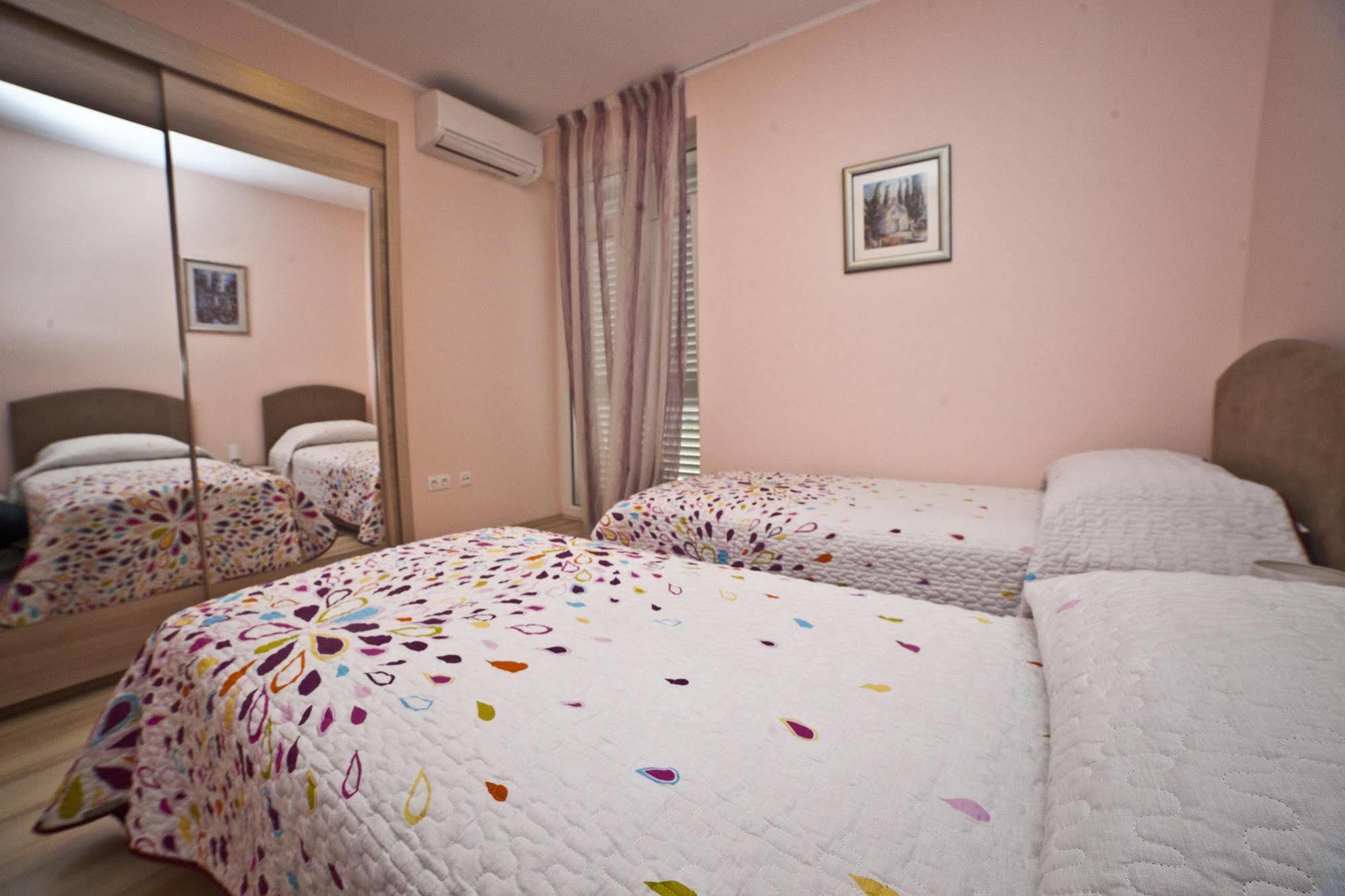 Apartment Peric *