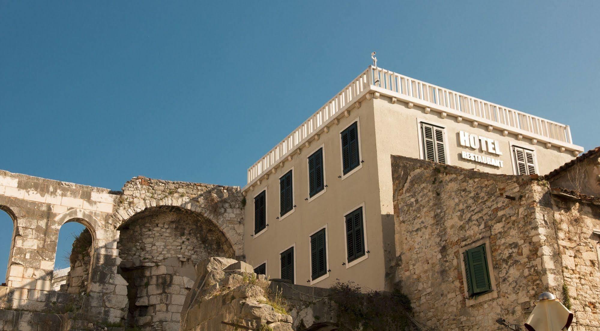Peristil Hotel Split