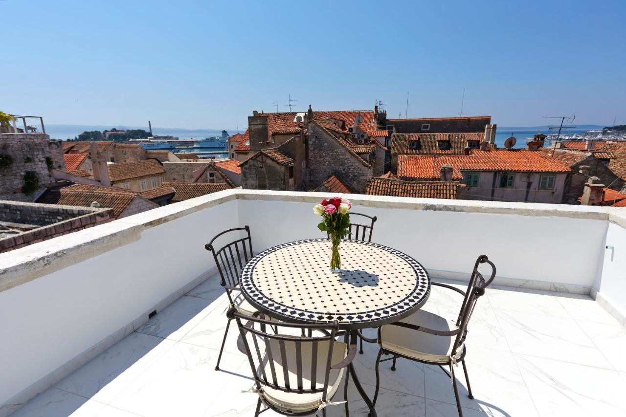 Jupiter Luxury Hotel 4*