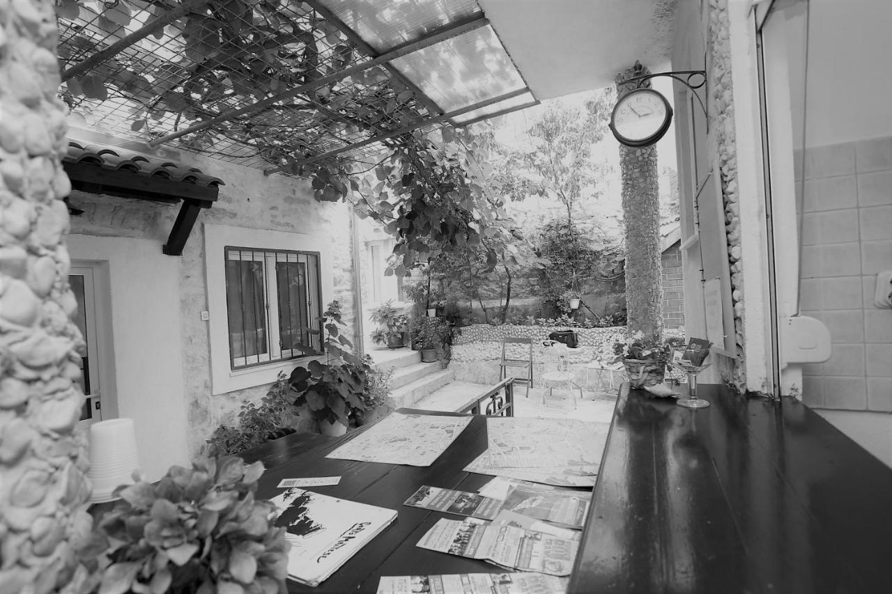 Nikolla Apartment