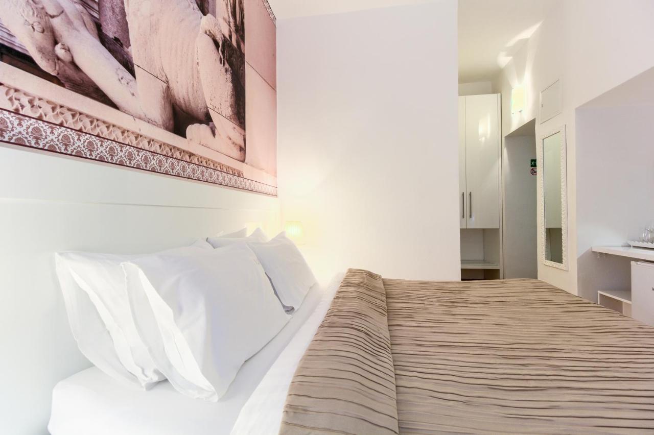 Guest house Urban I****