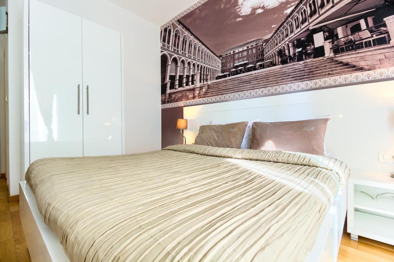 Urban I**** Guest house