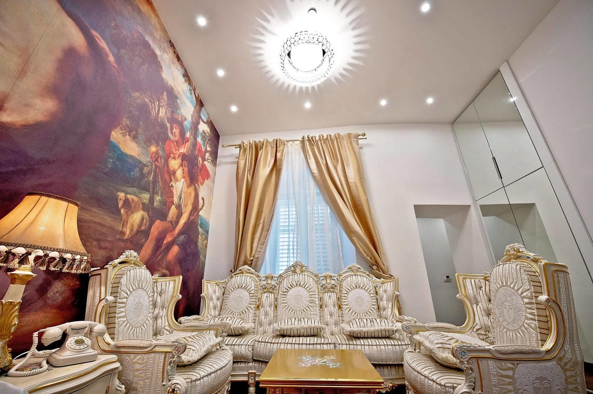 Jupiter Luxury Hotel