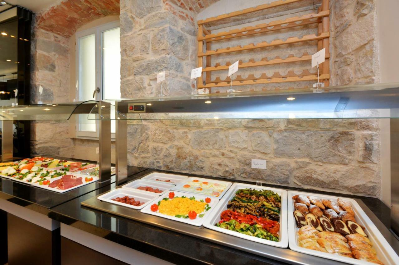 Jupiter Luxury Hotel