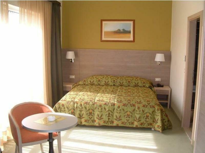Hotel Mondo 4* Split