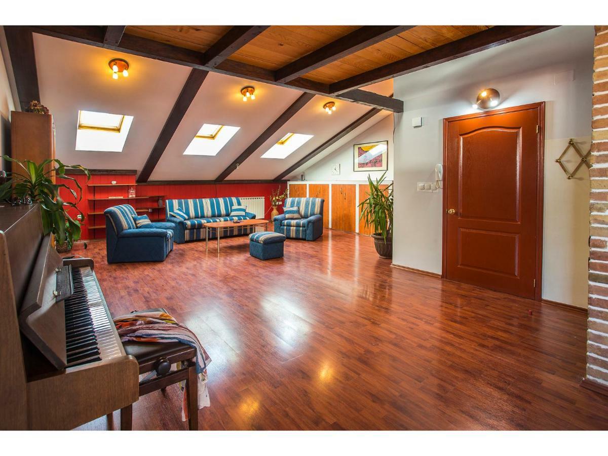 Riva Royal Lounge Apartamento *