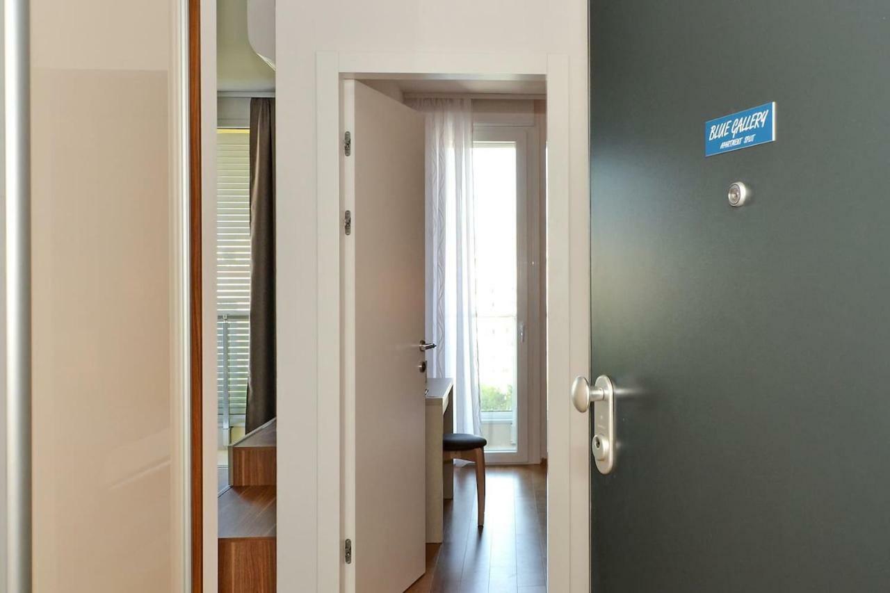 Apartment Brand New Luxury Blue Gallery *
