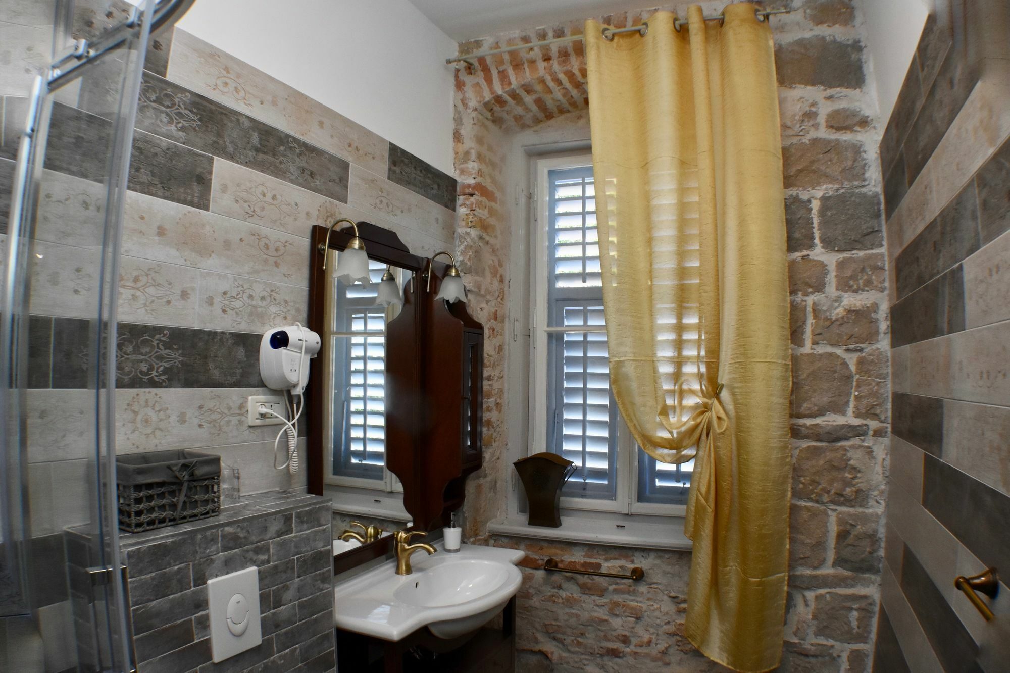 Pietra Rossa Hotel