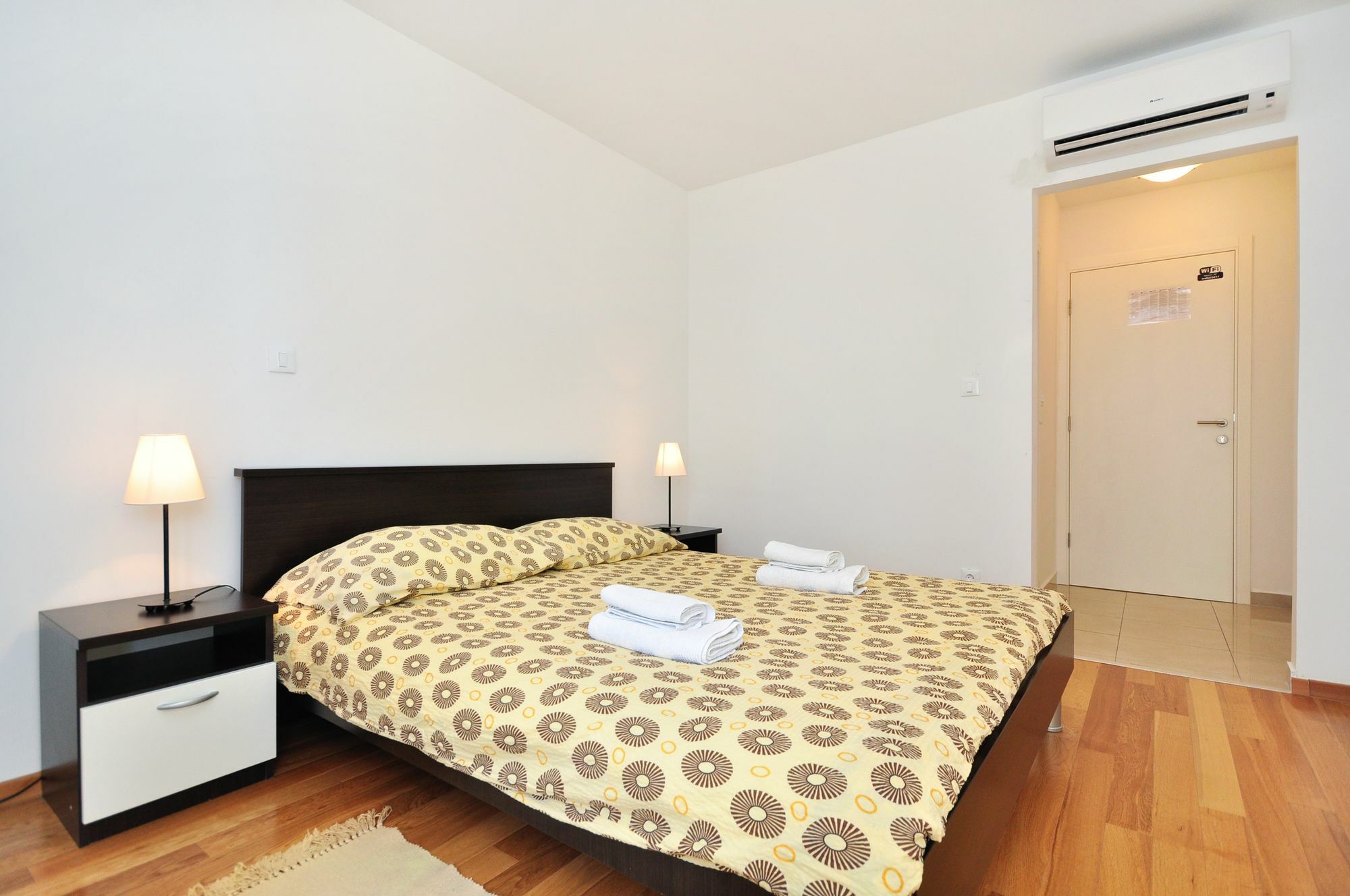 Apartment Adriatic Queen & Split