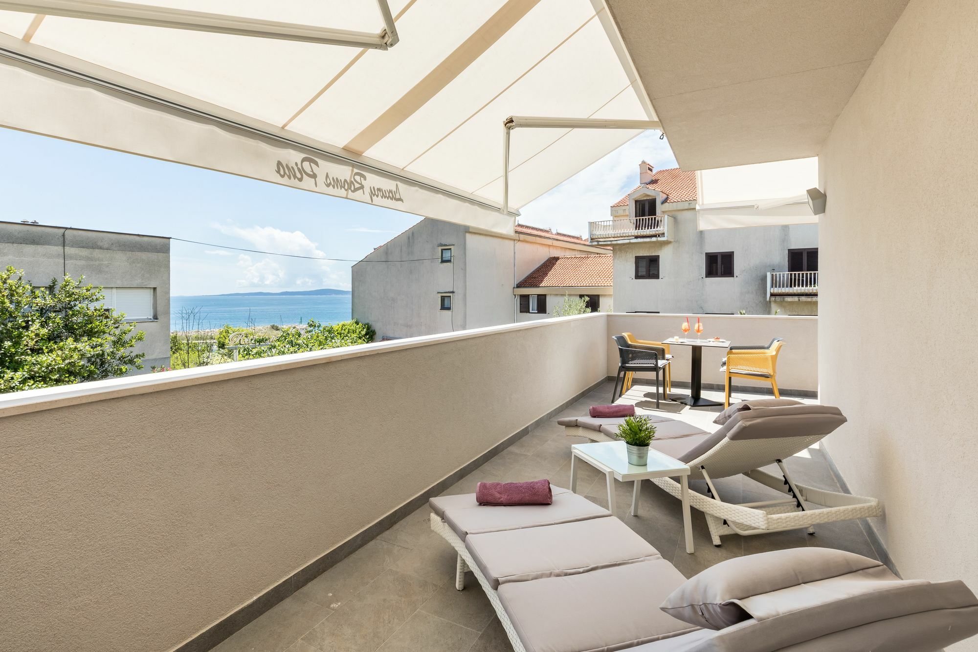 Luxury Pino 4* Split