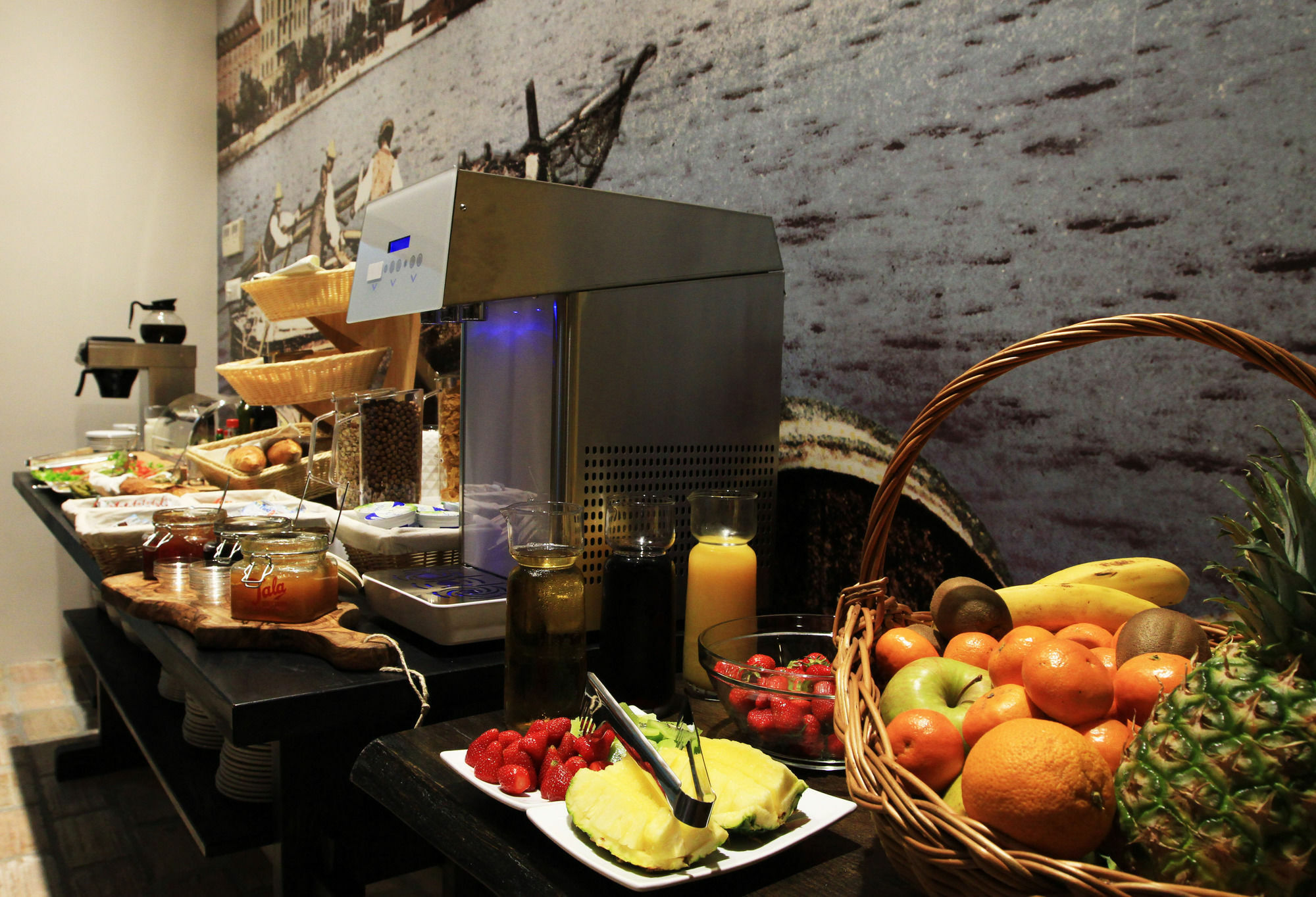 Azur Luxury 4*