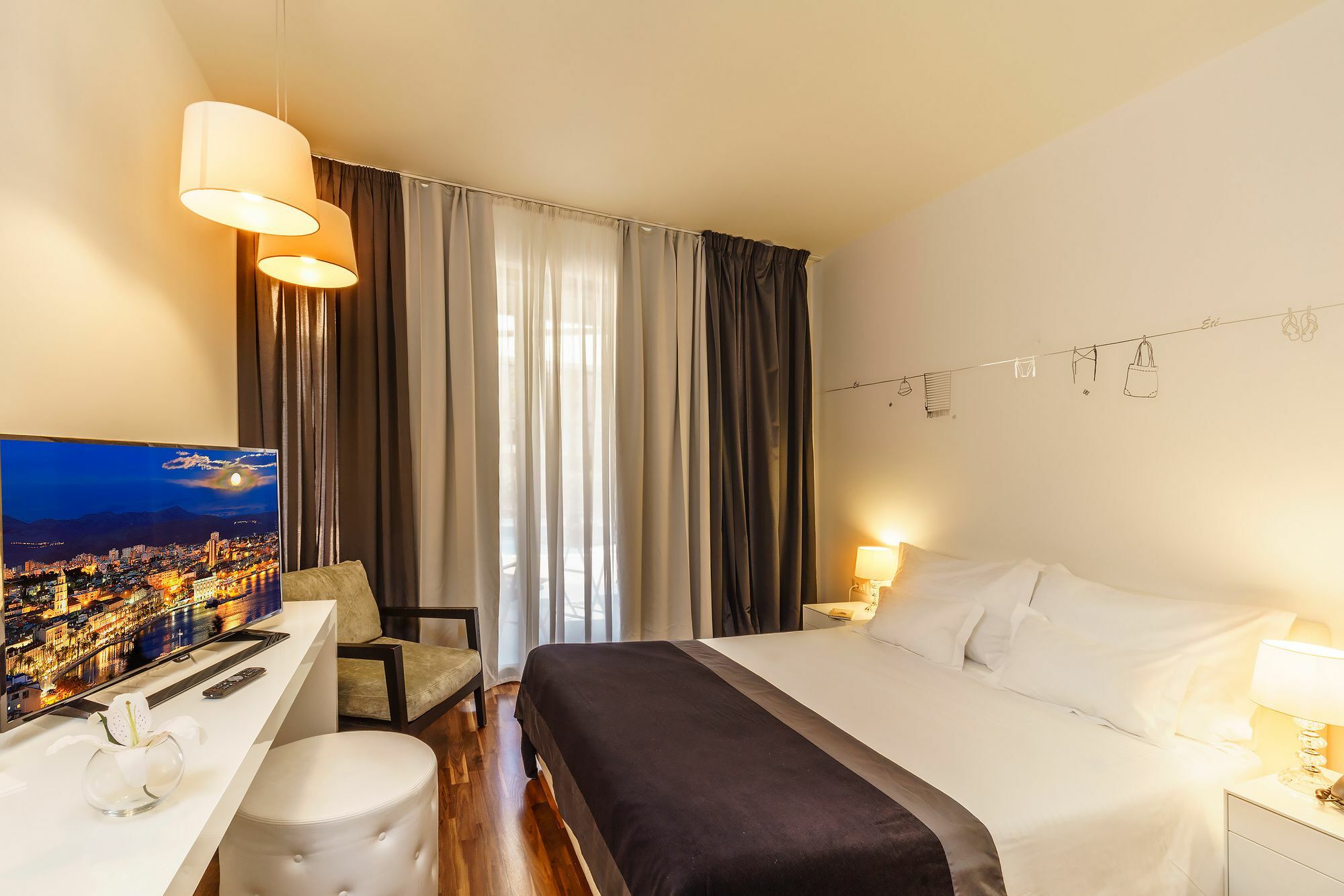 Oasis Life Acomodação com café da manhã  4*
