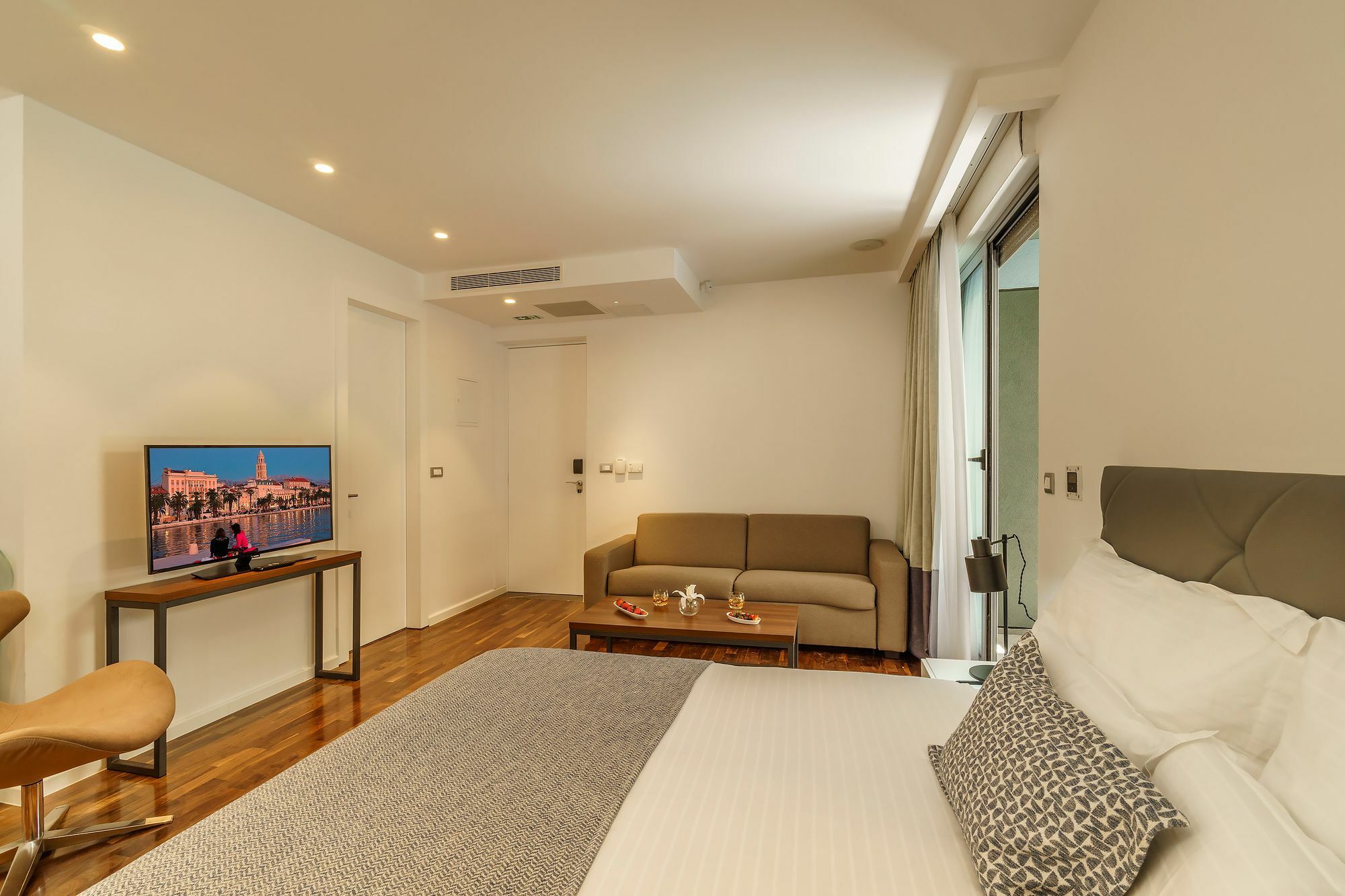 Oasis Life Acomodação com café da manhã  4*