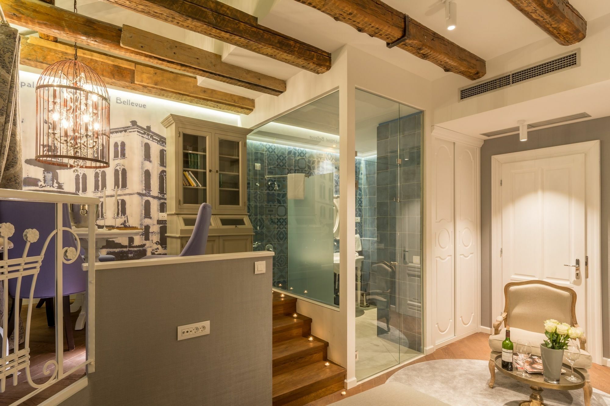 Procurator 7 Luxury Split