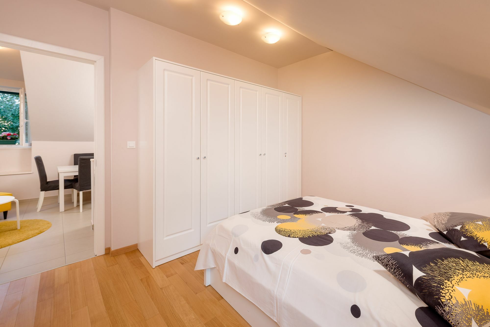 Apartment Ora *