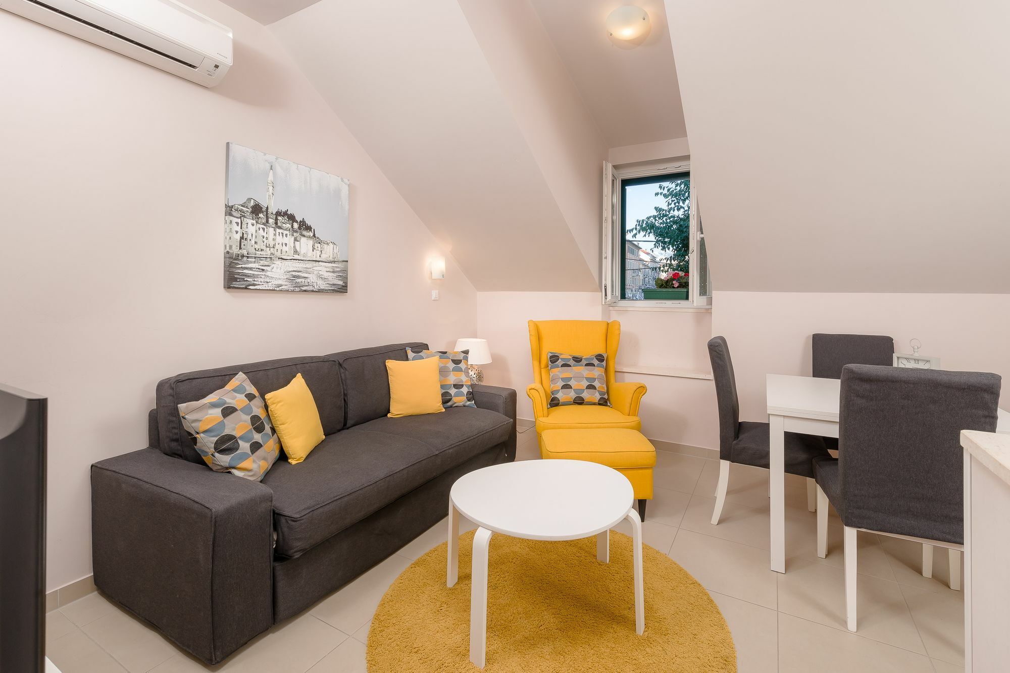 Apartment Ora Split