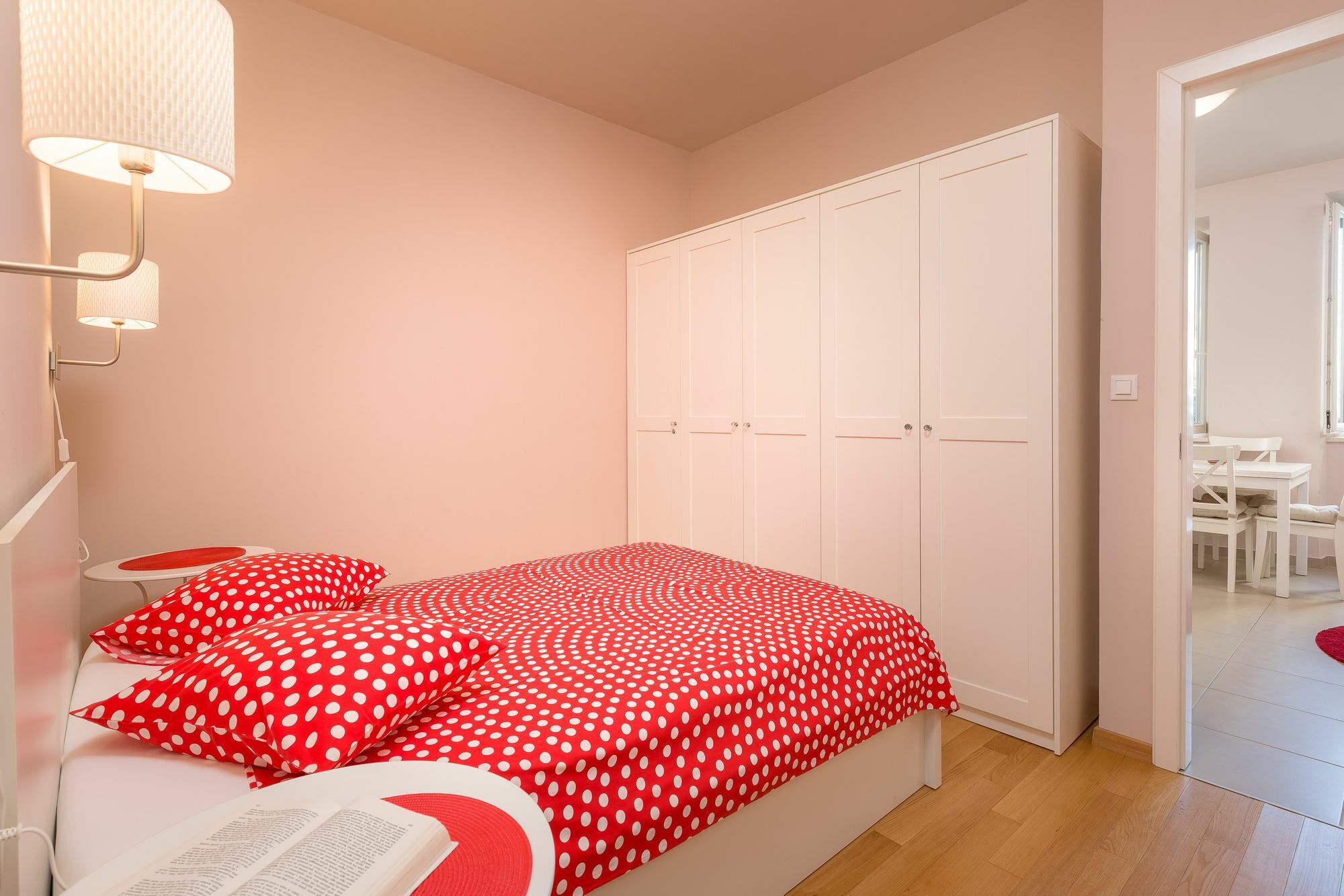 Apartment Ora *