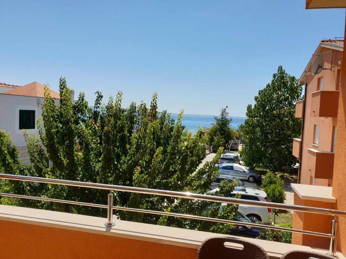 Ljubo Apartment *