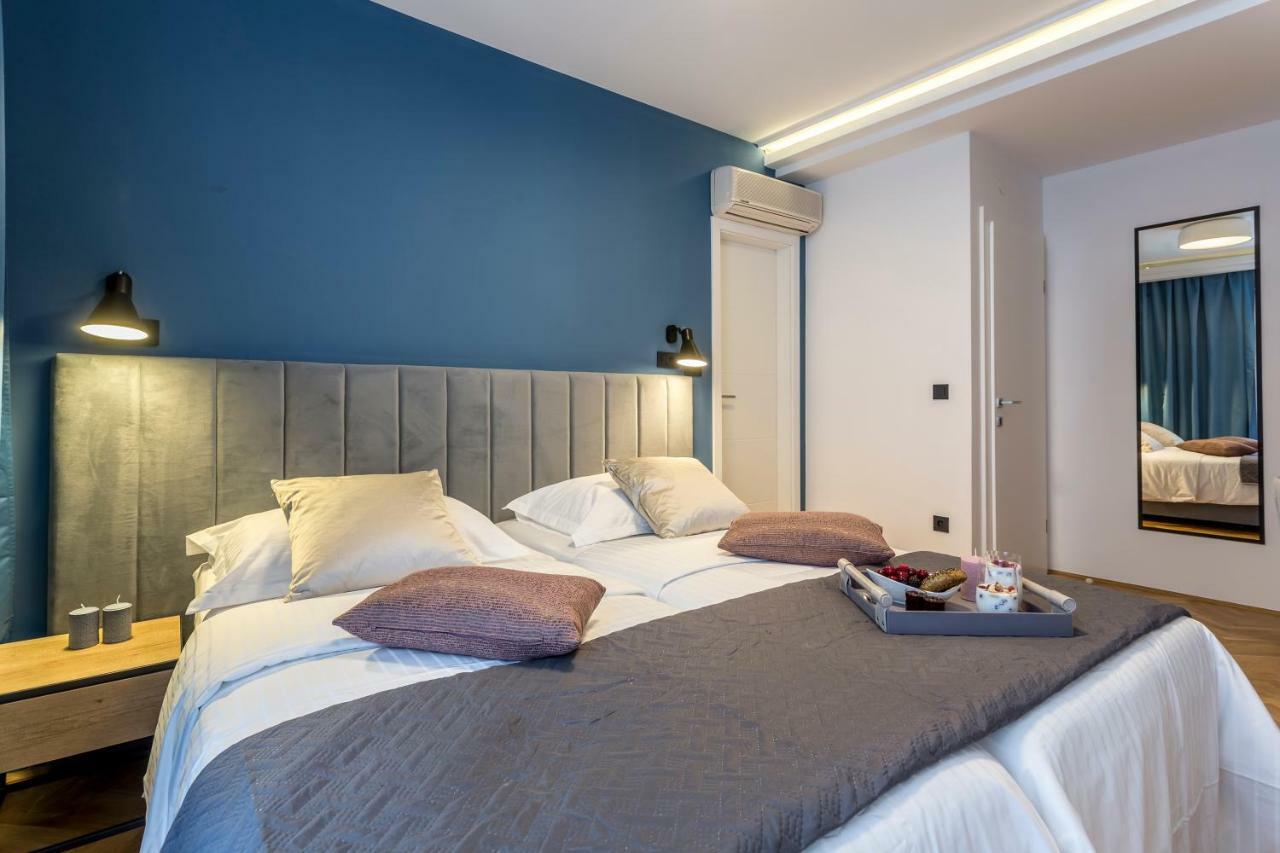 Central Rooms Split Guest house