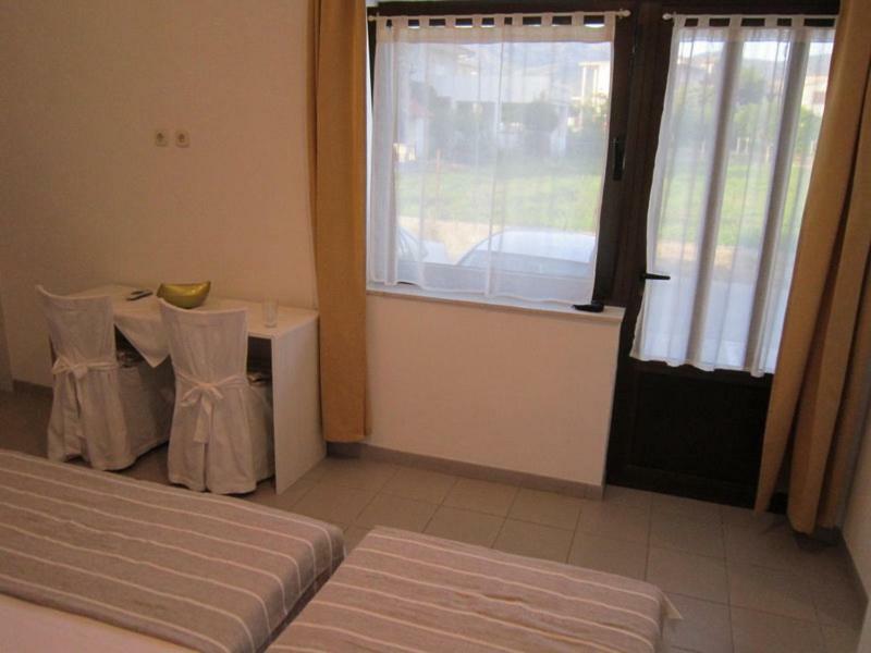 Apartment Studio Apartman Toni