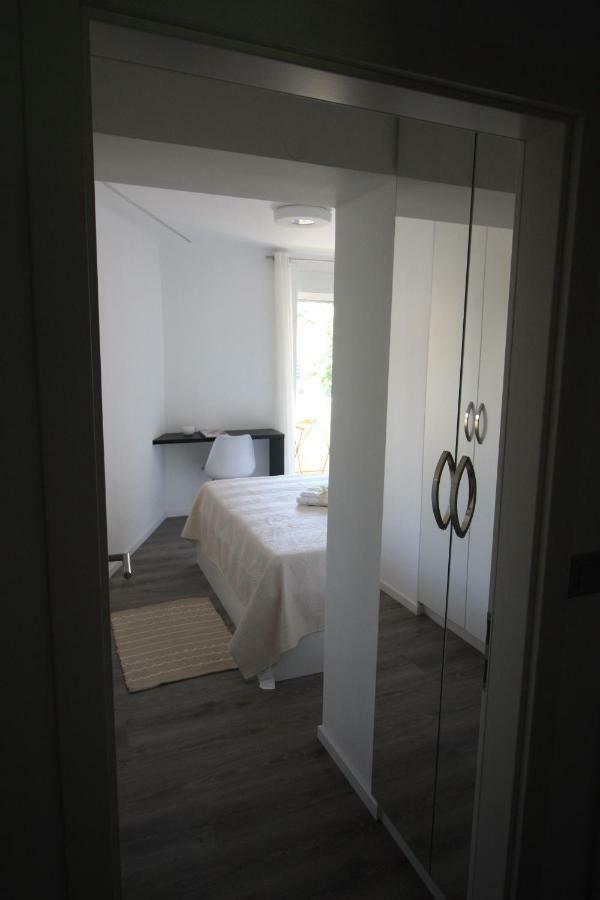 Central Beach Apartment *