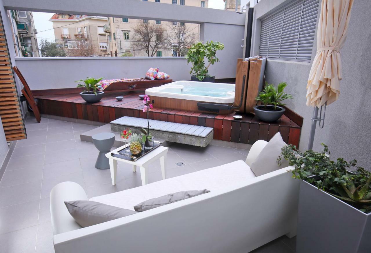 Apartment Luxury Kampanel Split