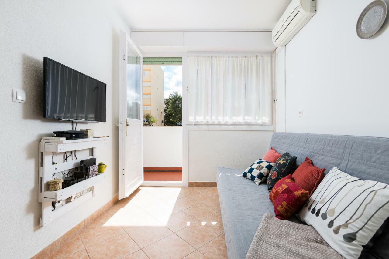 Romana With A Spacious Terrace