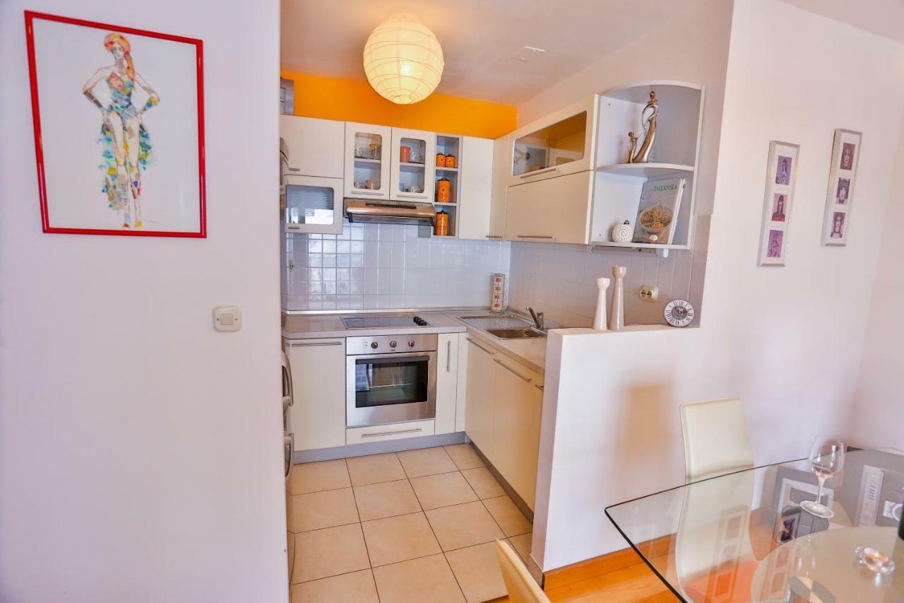 Ibis Apartment *