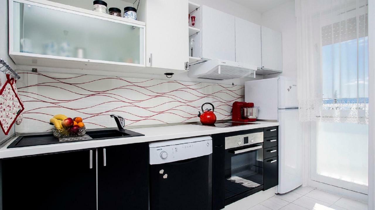 Apartment Milana - Cozy Stay With Free Parking Split