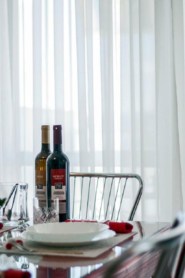 Apartment Milana - Cozy Stay With Free Parking Apartamento *