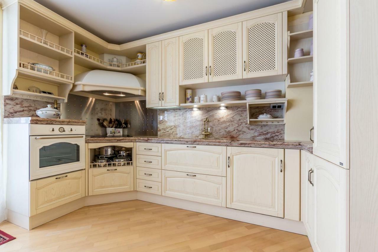 Seaside Penthouse With Hot Tub Sky Living Apartman