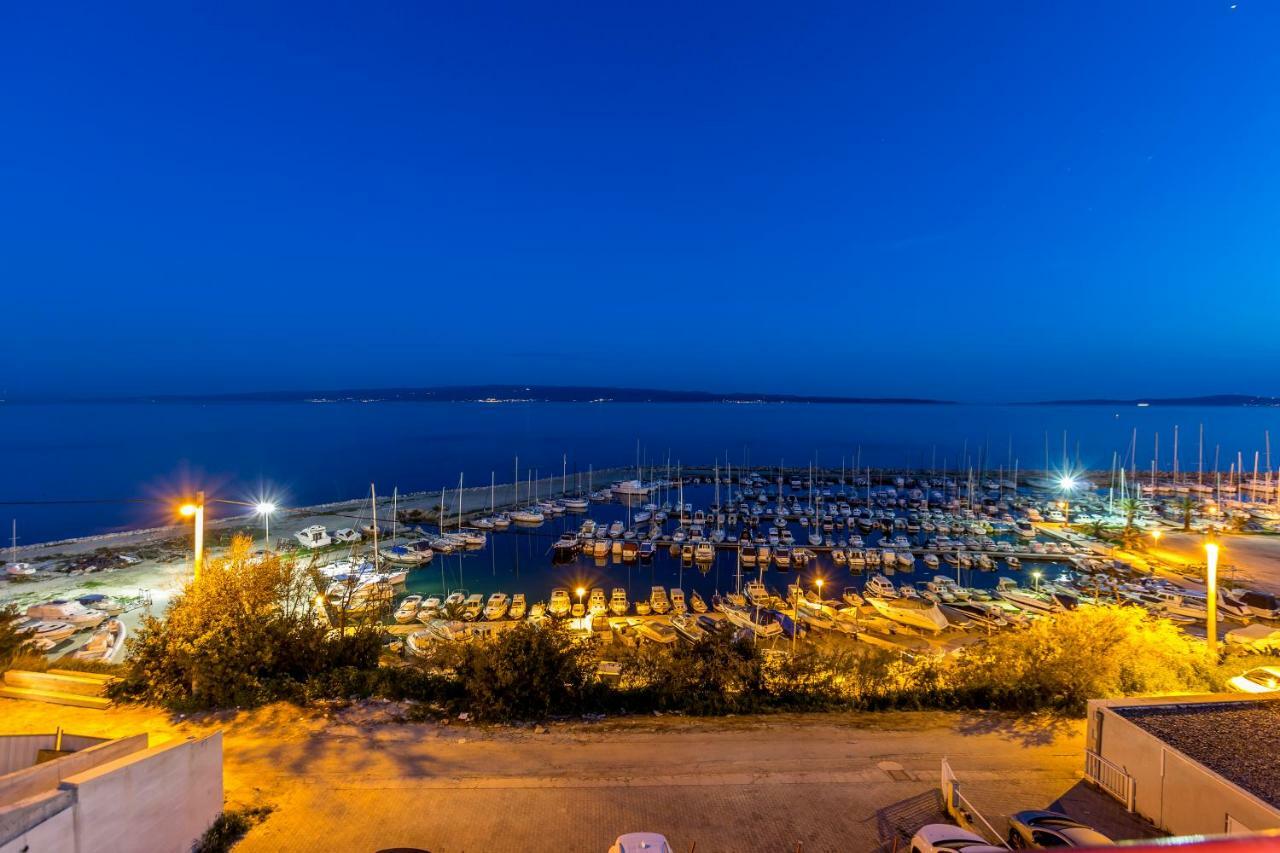 Apartman Seaside Penthouse With Hot Tub Sky Living *