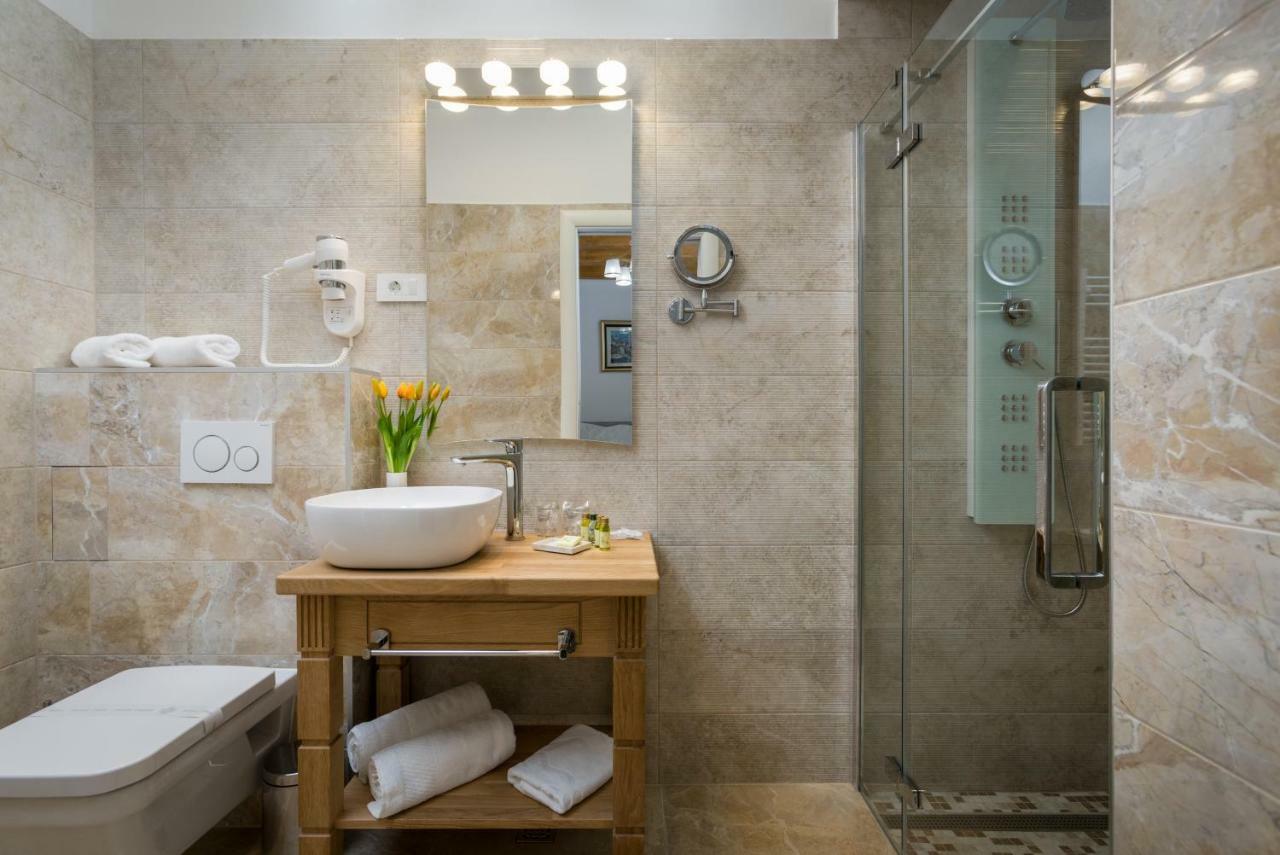 Id Regal Bed & Breakfast 4*