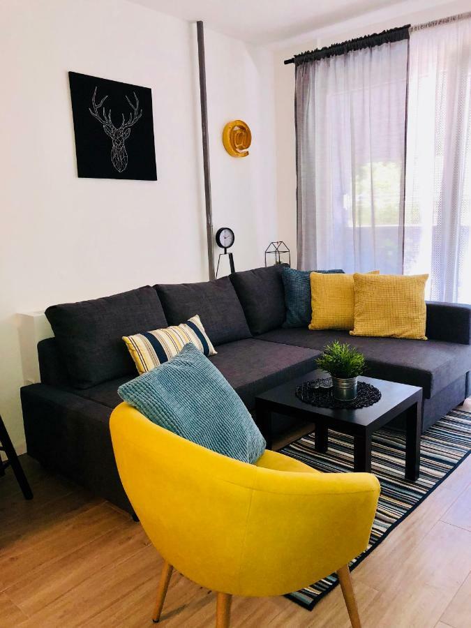 Right Place****cozy And Completely New Split