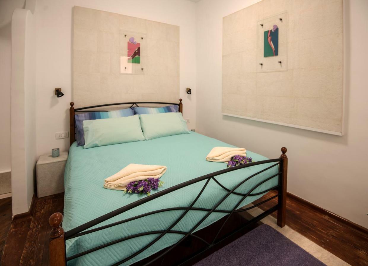 Appartement Ibis Your Cosy Oasis With Private Parking And Patio *