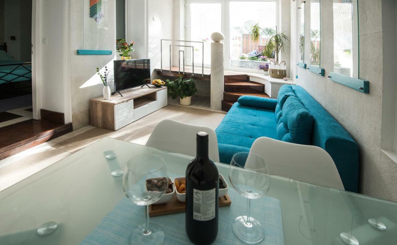 Appartement Ibis Your Cosy Oasis With Private Parking And Patio *