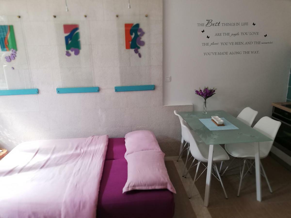Ibis Your Cosy Oasis With Private Parking And Patio *