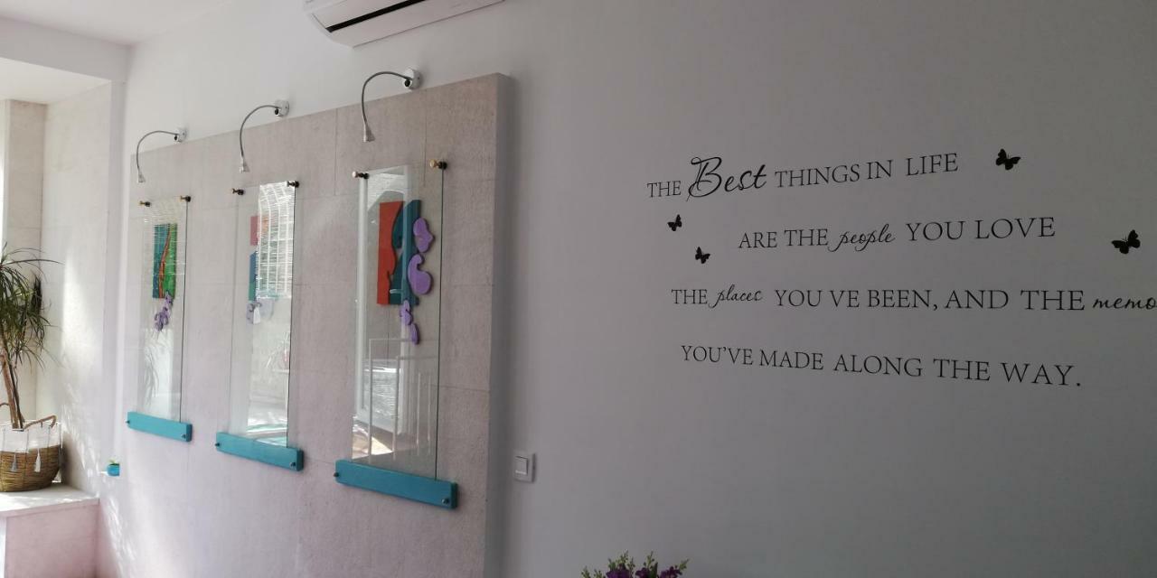 Ibis Your Cosy Oasis With Private Parking And Patio Appartement *