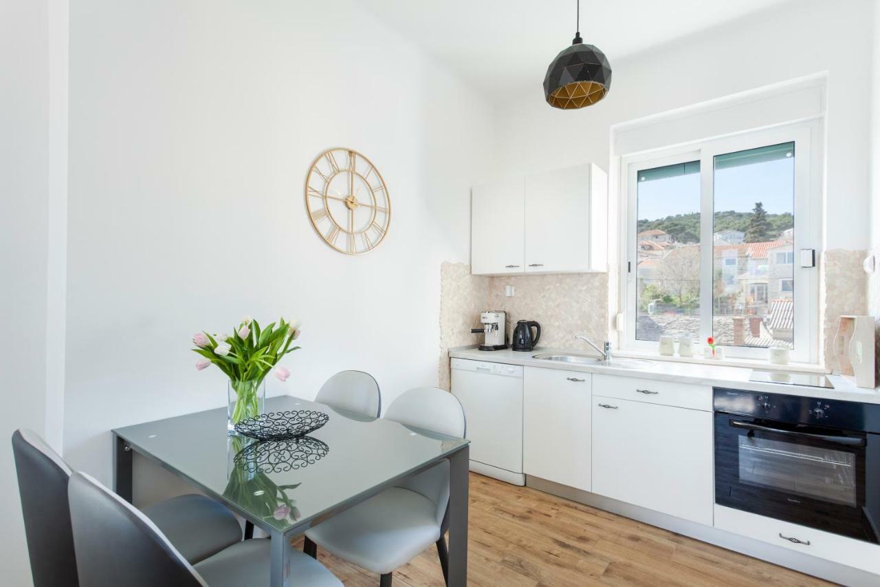 Cozy Lile In The Heart Of Old Town Apartman