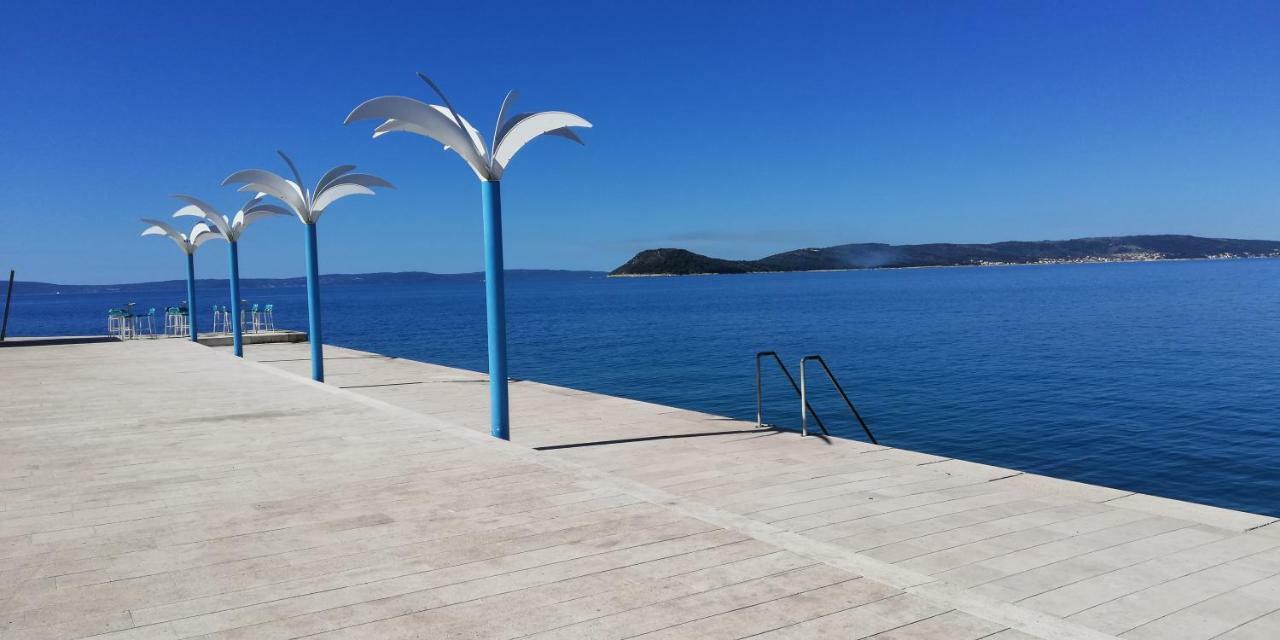 Ibis Your Cosy Oasis With Private Parking And Patio Split