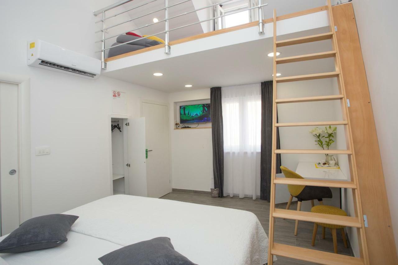 Guest house Central Old Town 3*
